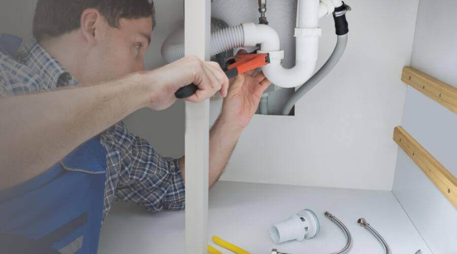 Expert burst pipe repair services in Tallmadge, OH